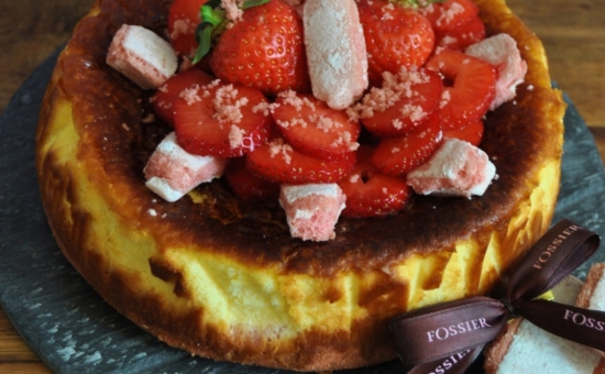 Cheesecake aux Biscuits Roses