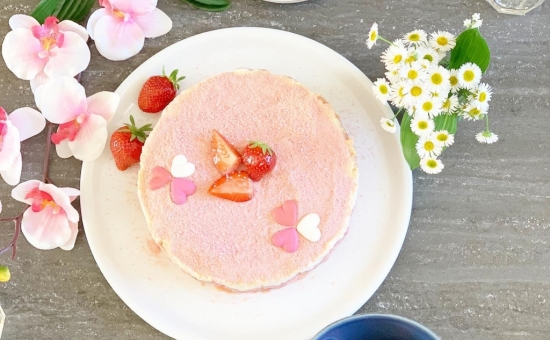 Fraisier aux Biscuits Roses