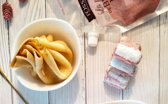 Aumônières aux biscuits roses de Reims