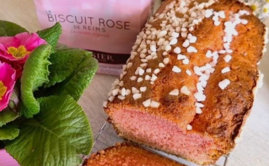 Cake à la pâte à tartiner au Biscuit Rose