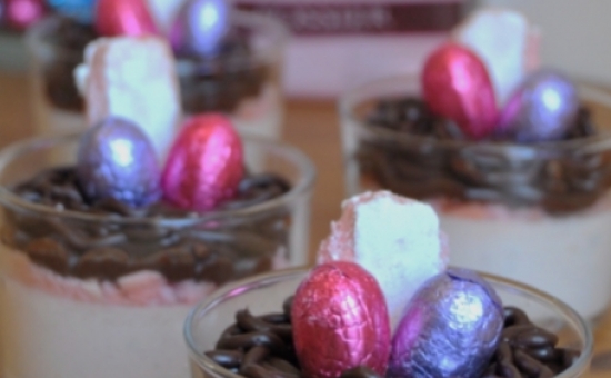 PANNA COTTA nid de pâques au Biscuit Rose